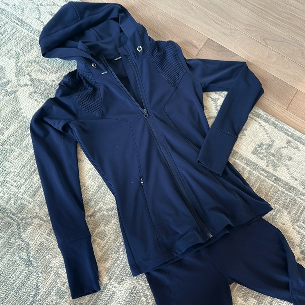 Lorna Jane navy yoga set